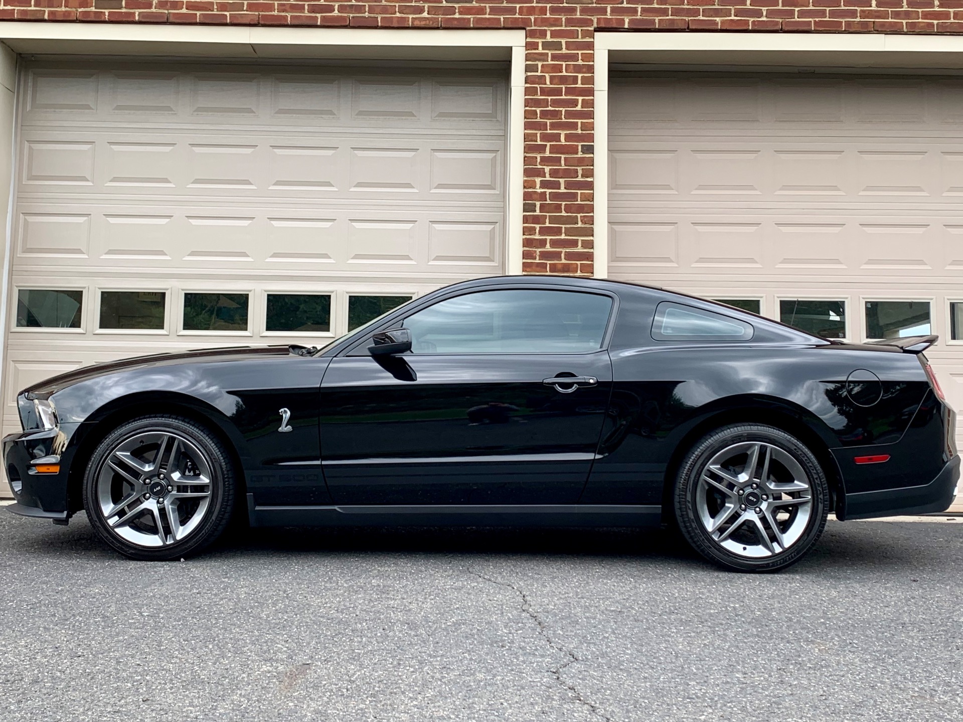 Used-2010-Ford-Shelby-GT500