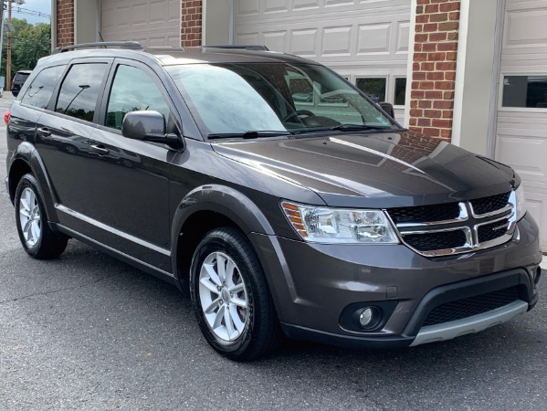 Used-2017-Dodge-Journey-SXT