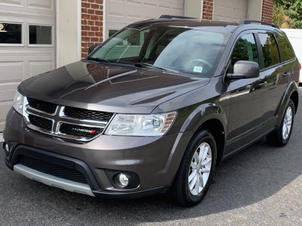 Used-2017-Dodge-Journey-SXT