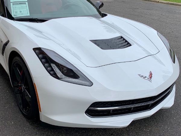 Used-2015-Chevrolet-Corvette-Stingray-Coupe