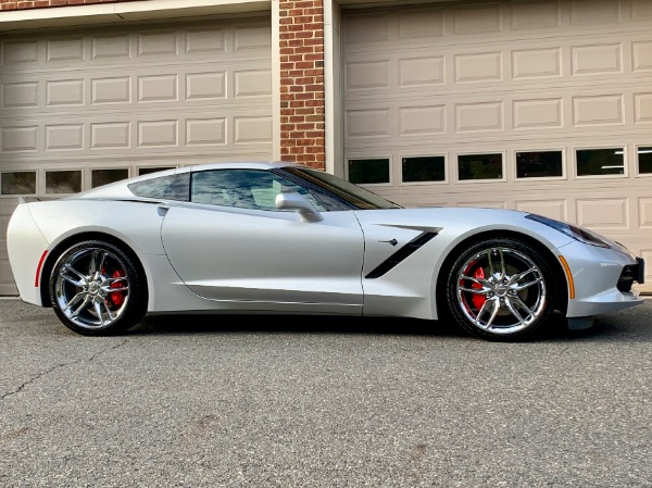 Used-2019-Chevrolet-Corvette-Stingray-2LT