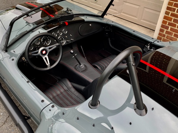 New-1965-Superformance-Cobra-427