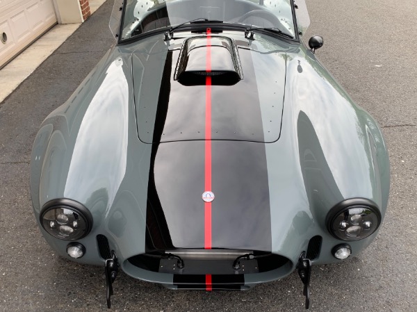 New-1965-Superformance-Cobra-427