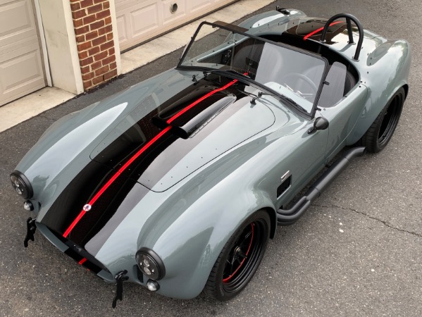 New-1965-Superformance-Cobra-427