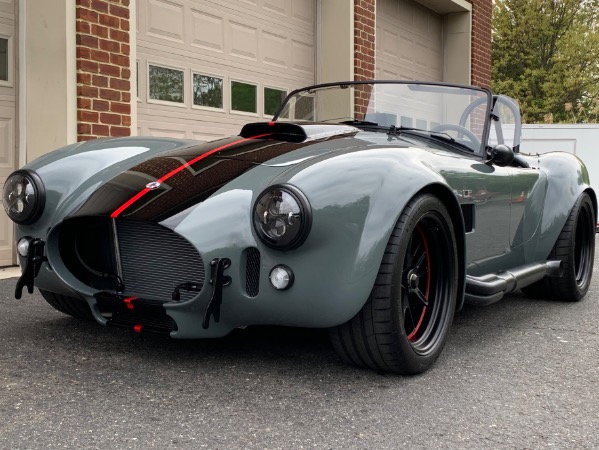 New-1965-Superformance-Cobra-427