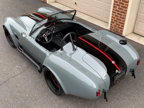 New-1965-Superformance-Cobra-427