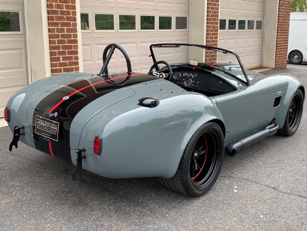 New-1965-Superformance-Cobra-427