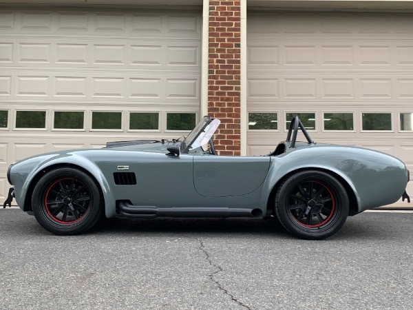 New-1965-Superformance-Cobra-427