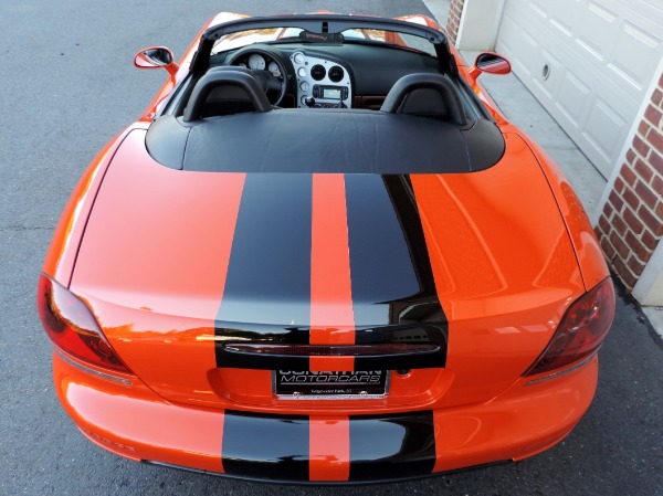 Used-2008-Dodge-Viper-SRT-10