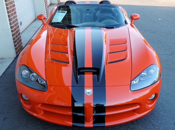 Used-2008-Dodge-Viper-SRT-10