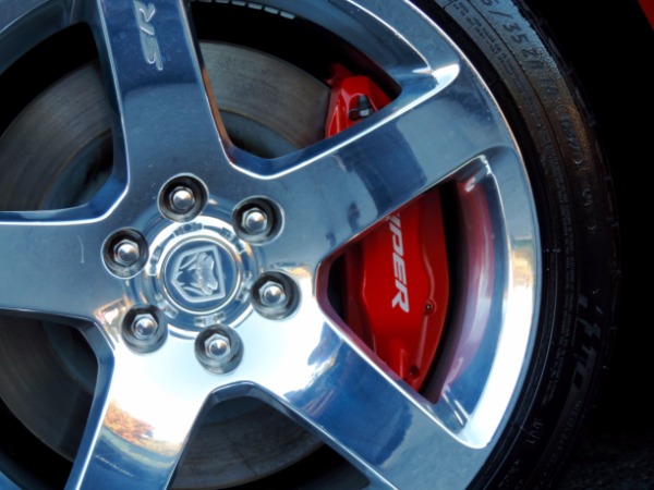 Used-2008-Dodge-Viper-SRT-10