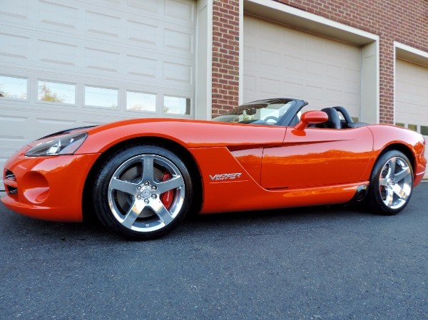 Used-2008-Dodge-Viper-SRT-10