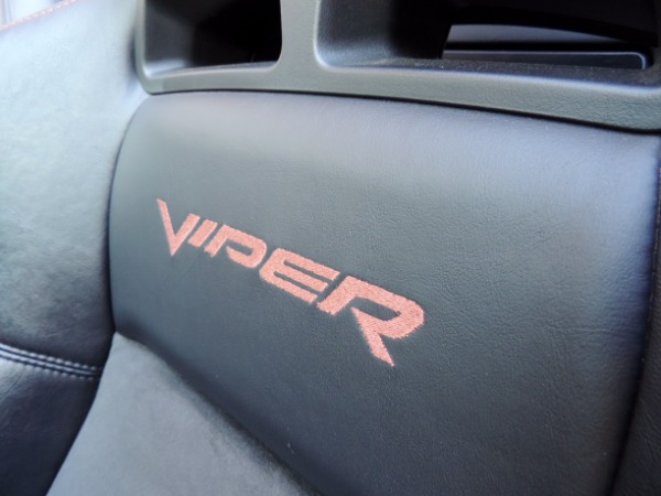 Used-2008-Dodge-Viper-SRT-10