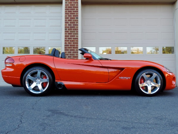 Used-2008-Dodge-Viper-SRT-10