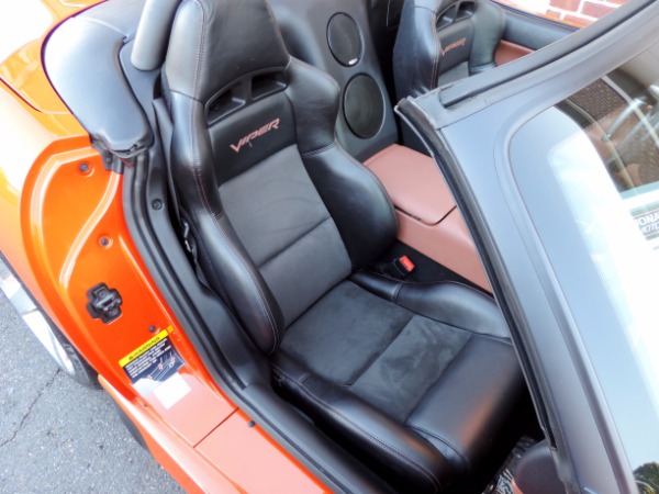 Used-2008-Dodge-Viper-SRT-10