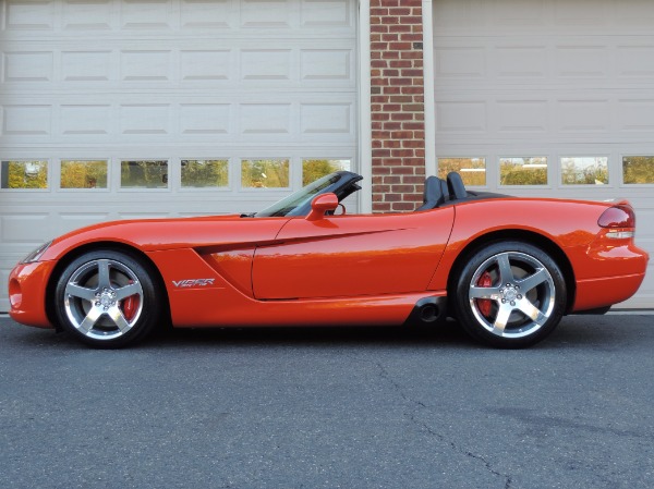 Used-2008-Dodge-Viper-SRT-10