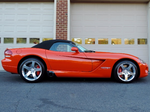 Used-2008-Dodge-Viper-SRT-10