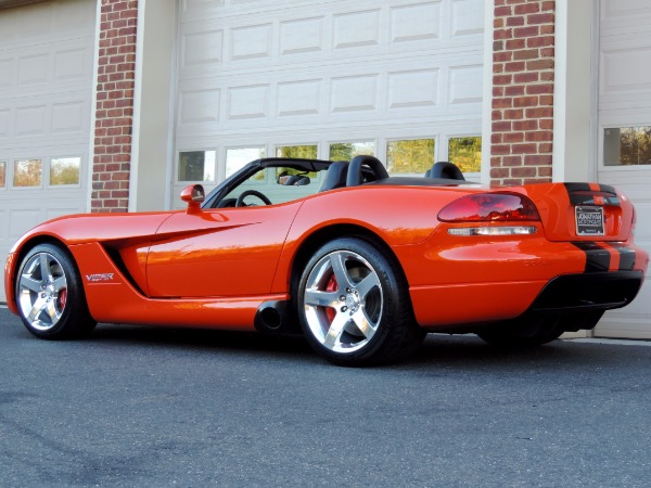 Used-2008-Dodge-Viper-SRT-10