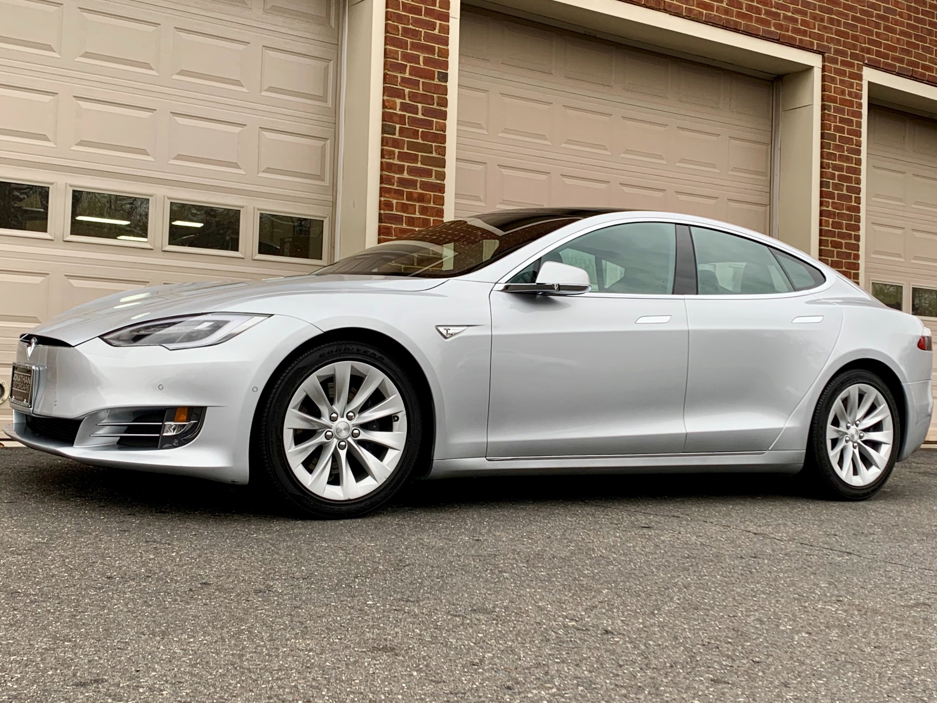 2016 Tesla Model S 90D Stock 159256 for sale near Edgewater Park NJ NJ Tesla Dealer