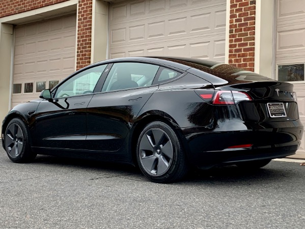 Used-2021-Tesla-Model-3-Standard-Range-Plus