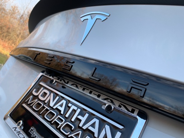 Used-2021-Tesla-Model-S-Plaid