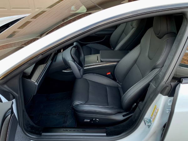 Used-2021-Tesla-Model-S-Plaid