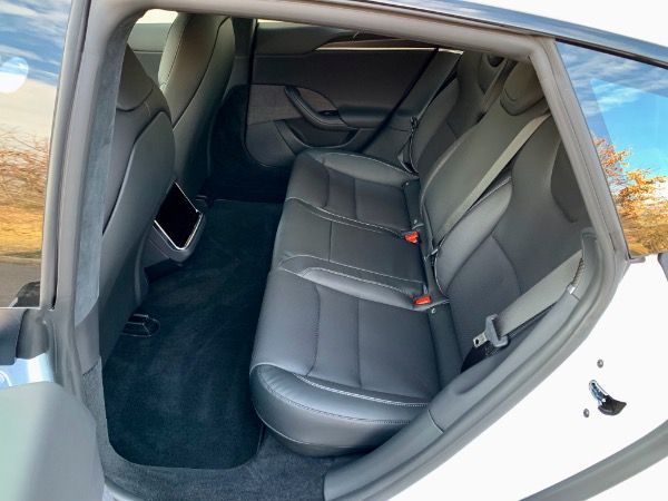 Used-2021-Tesla-Model-S-Plaid