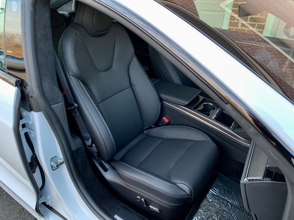 Used-2021-Tesla-Model-S-Plaid