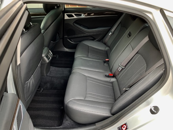 Used-2015-Hyundai-Genesis-38L