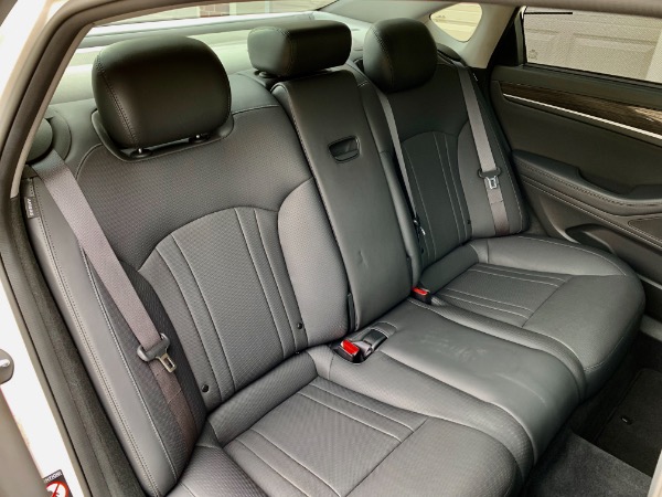 Used-2015-Hyundai-Genesis-38L