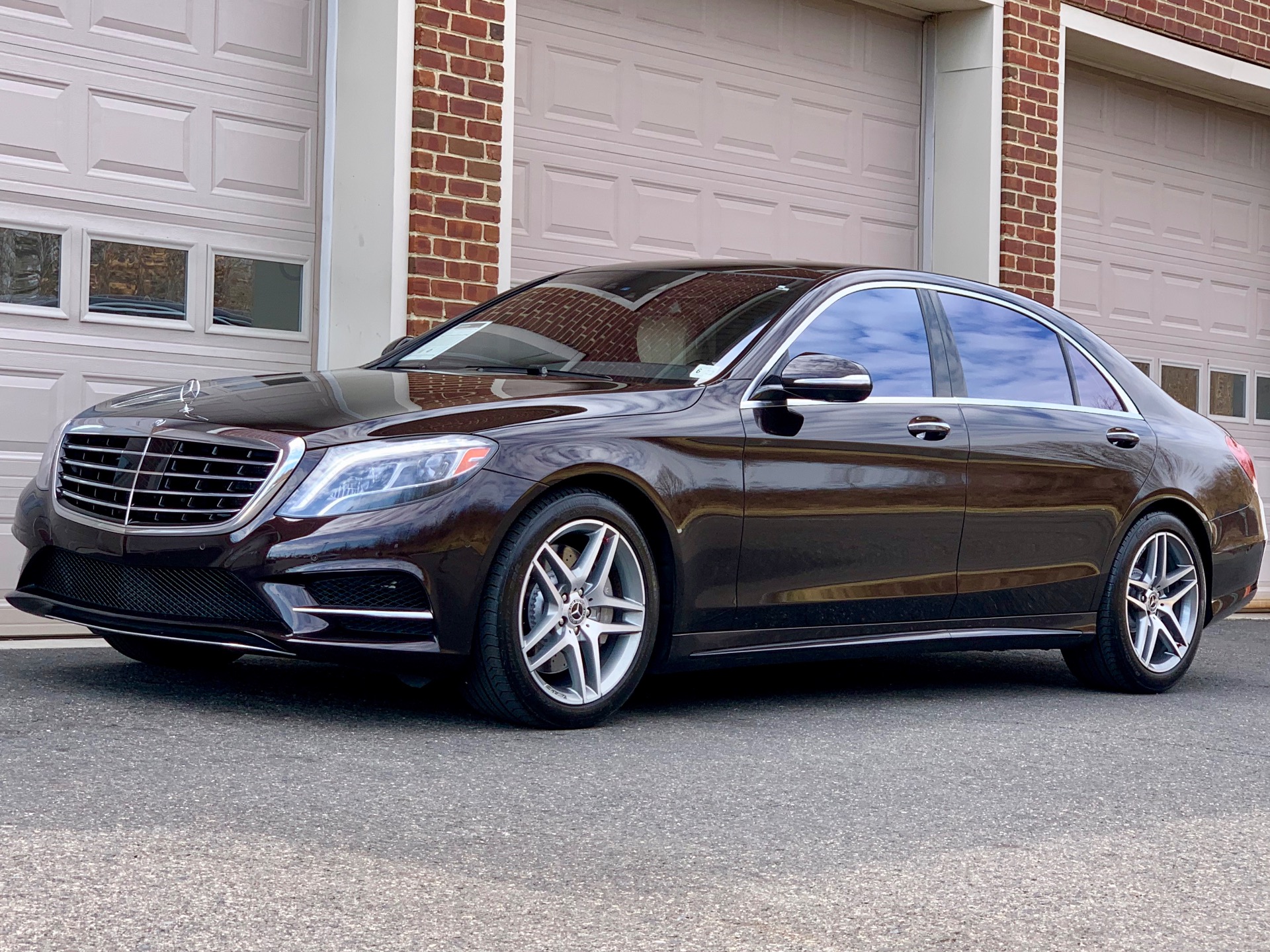 Used-2017-Mercedes-Benz-S-Class-S-550-4MATIC