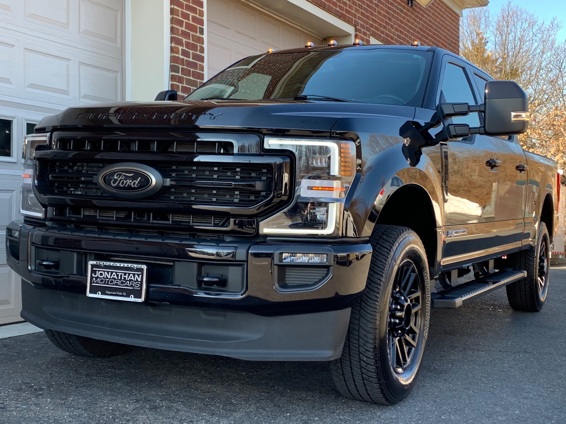 Used-2021-Ford-F-250-Super-Duty-Lariat