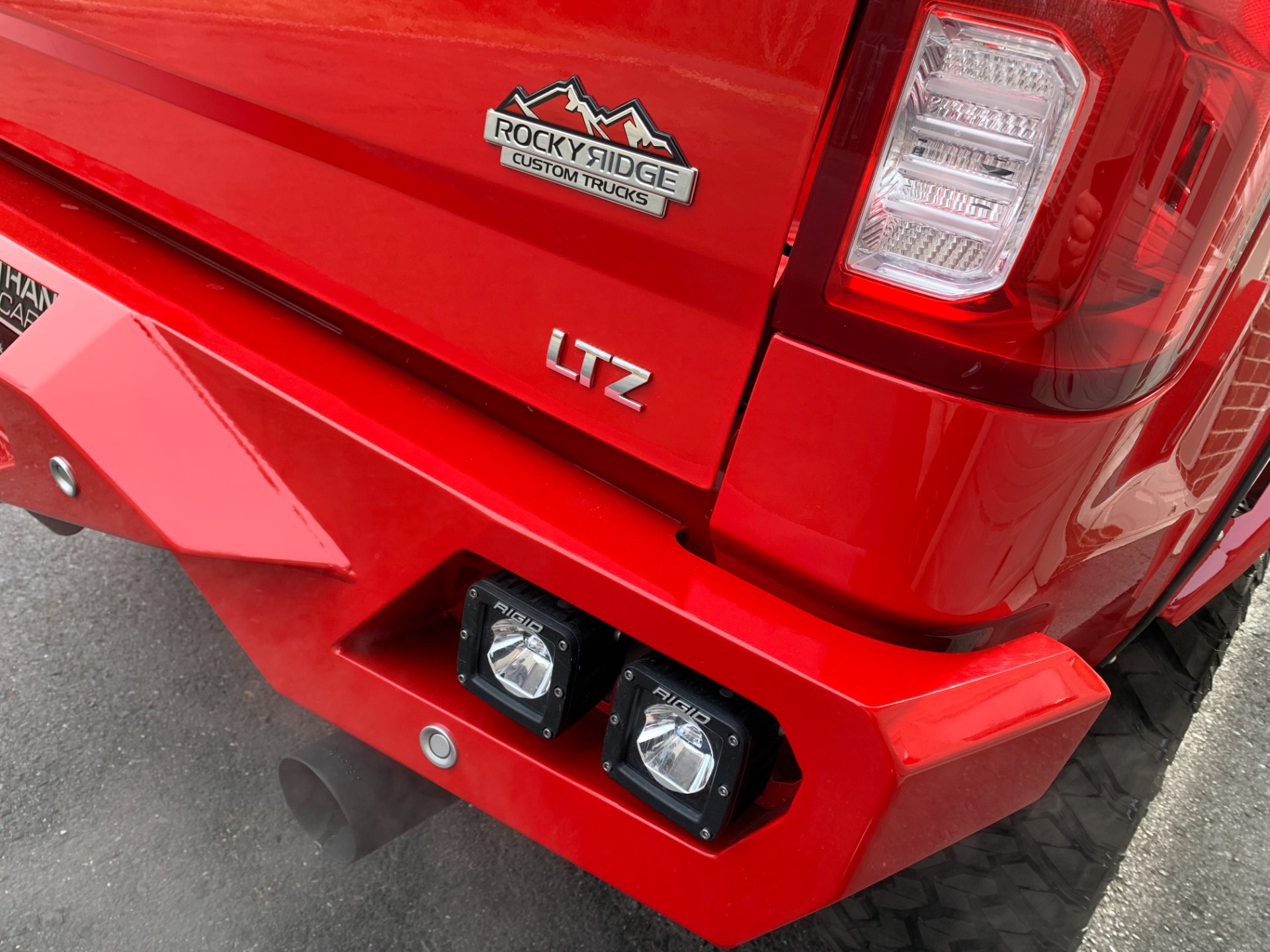 Used-2018-Chevrolet-Silverado-1500-LTZ
