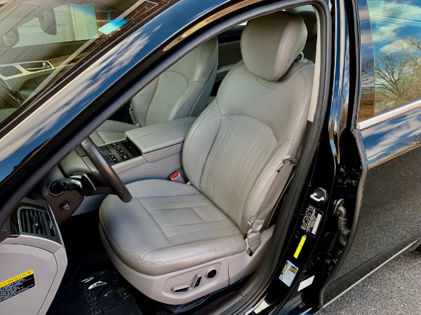 Used-2017-Genesis-G80-38