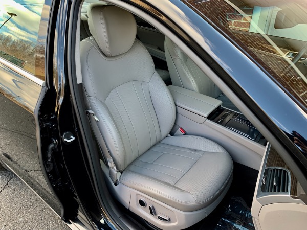 Used-2017-Genesis-G80-38