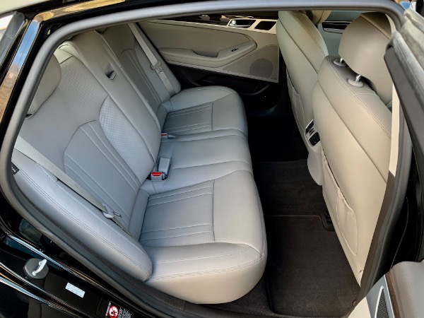 Used-2017-Genesis-G80-38