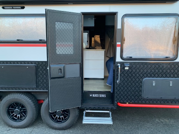 New-2022-Black-Series-Camper-HQ19