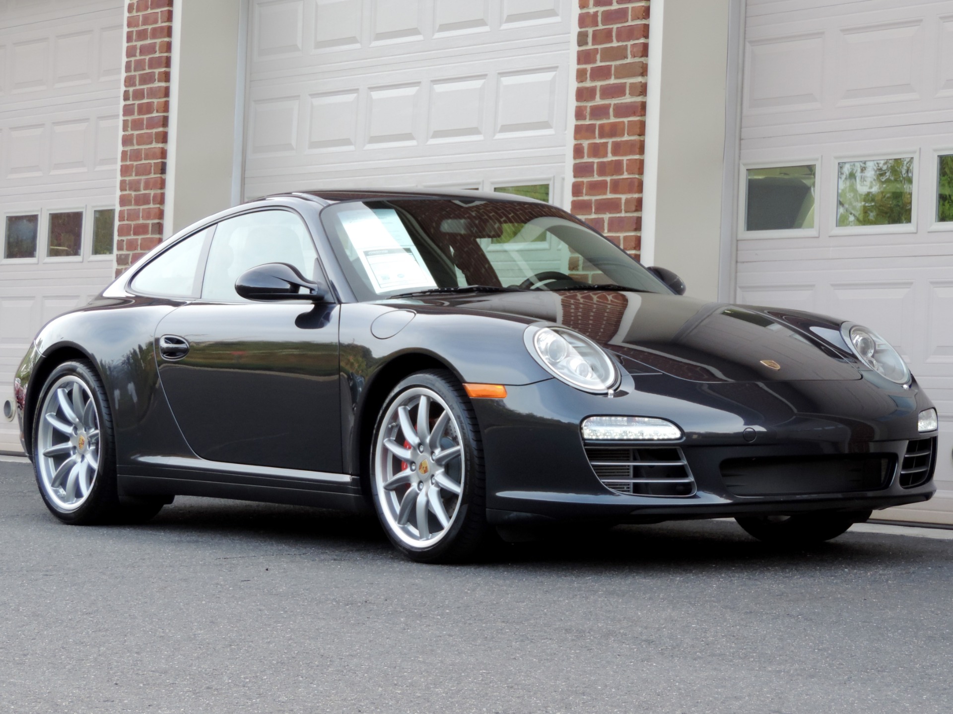 2010 Porsche 911 Carrera 4