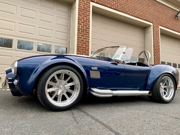 New-1965-Superformance-MKIII-Cobra-427