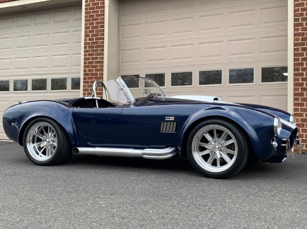 New-1965-Superformance-MKIII-Cobra-427