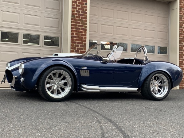 New-1965-Superformance-MKIII-Cobra-427