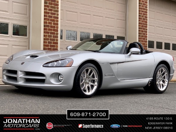 Used-2003-Dodge-Viper-SRT-10