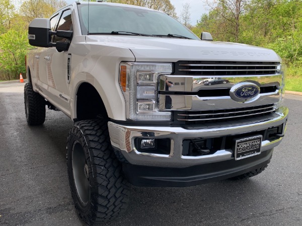 Used-2017-Ford-F-350-Super-Duty-Lariat