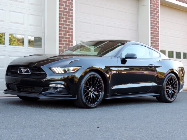 Used-2015-Ford-Mustang-GT-Premium