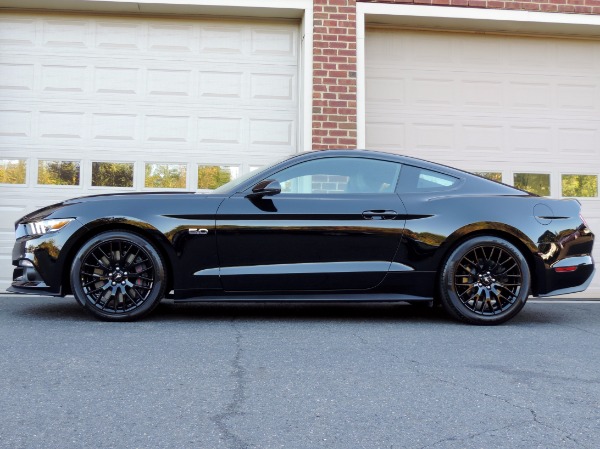 Used-2015-Ford-Mustang-GT-Premium