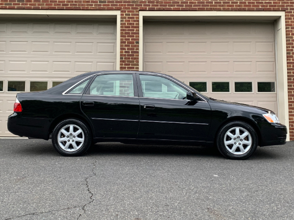 Used-2004-Toyota-Avalon-XL