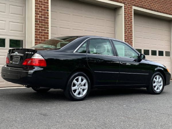 Used-2004-Toyota-Avalon-XL