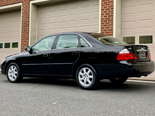 Used-2004-Toyota-Avalon-XL