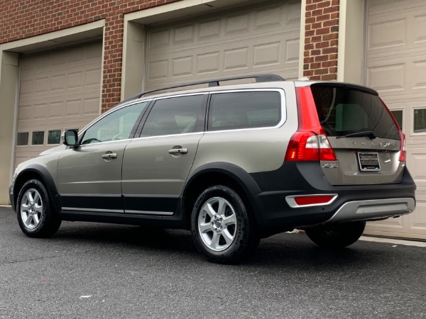 Used-2013-Volvo-XC70-32-Platinum