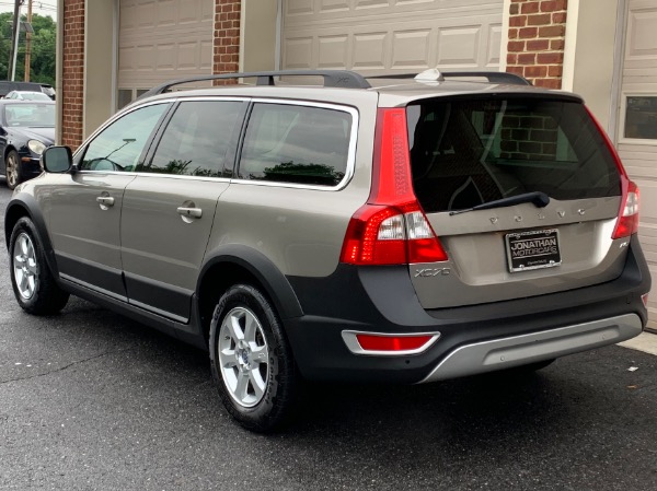 Used-2013-Volvo-XC70-32-Platinum